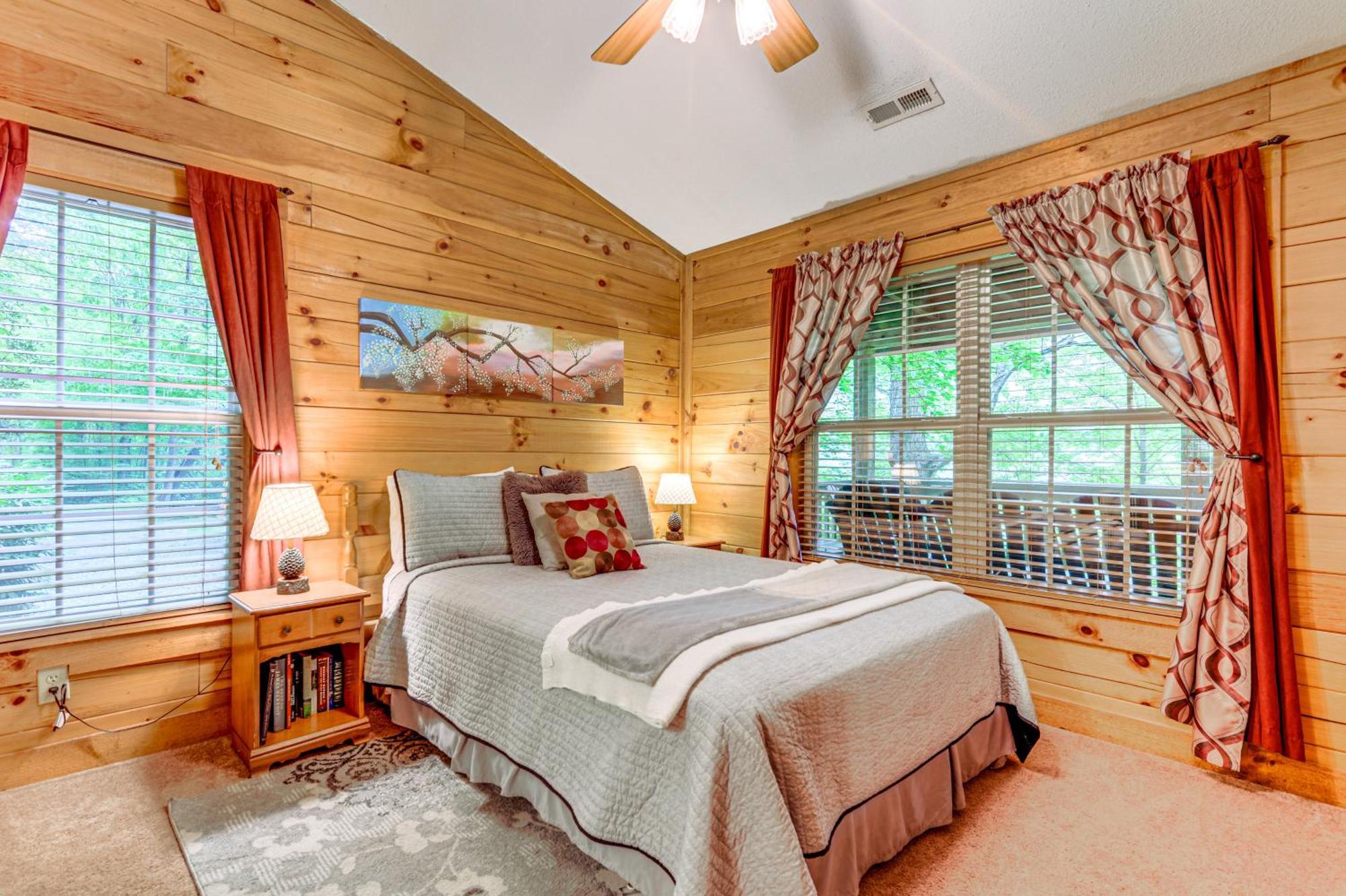 Serene Maggie Valley Retreat With Deck And Hot Tub! Bagian luar foto